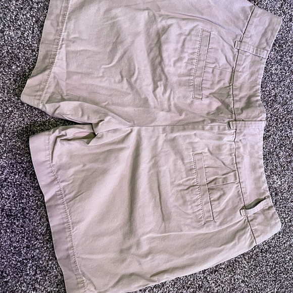LOFT Cream Casual Shorts - Picture 2 of 3